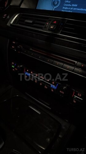 BMW 740 2011, 300,000 km - 3.0 л - Bakı