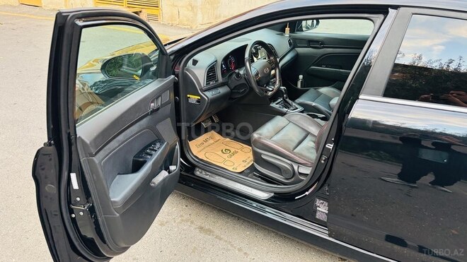 Hyundai Elantra 2017, 153,000 km - 1.6 л - Bakı
