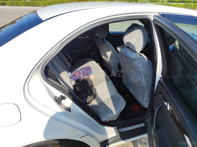 Mercedes C 200 2000, 480,000 km - 2.0 l - Salyan