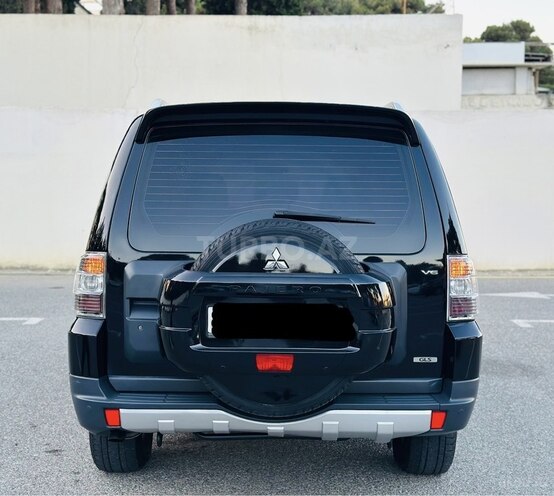 Mitsubishi Pajero 2008, 241,177 km - 3.0 l - Sumqayıt
