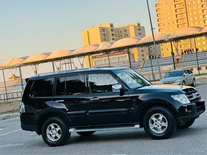 Mitsubishi Pajero 2008, 241,177 km - 3.0 l - Sumqayıt