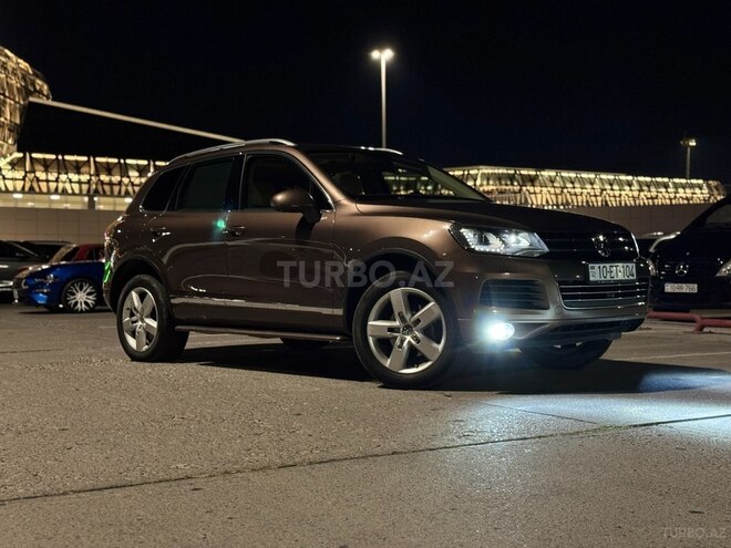 Volkswagen Touareg 2011, 179,000 km - 3.6 л - Bakı