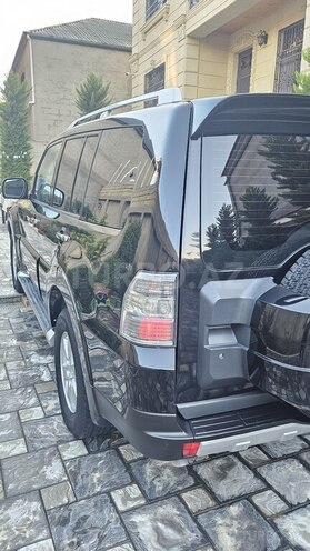 Mitsubishi Pajero 2008, 193,000 km - 3.0 л - Bakı