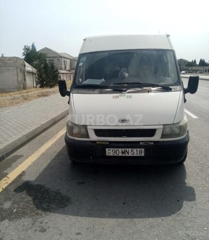Ford Transit-1