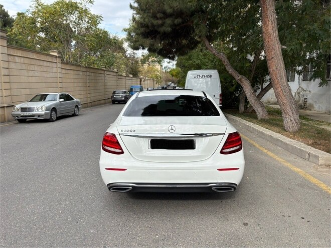 Mercedes E 220 d 2016, 170,000 km - 2.0 l - Bakı