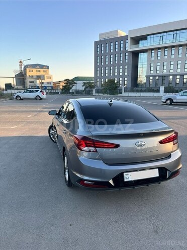 Hyundai Elantra 2018, 81,000 km - 2.0 l - Bakı