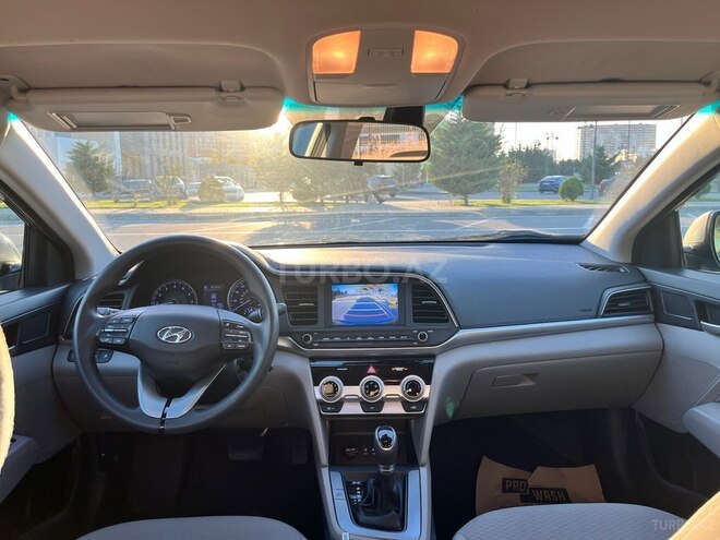 Hyundai Elantra 2018, 81,000 km - 2.0 l - Bakı