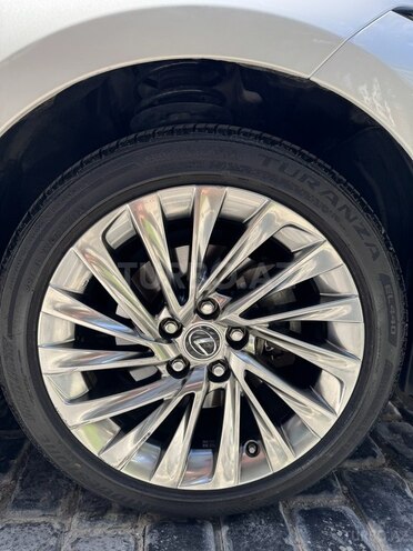Lexus ES 300h 2022, 55,555 km - 2.5 l - Bakı