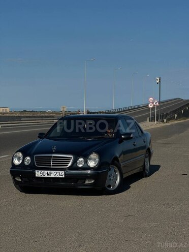 Mercedes E 200 1999, 424,000 km - 2.0 л - Bakı