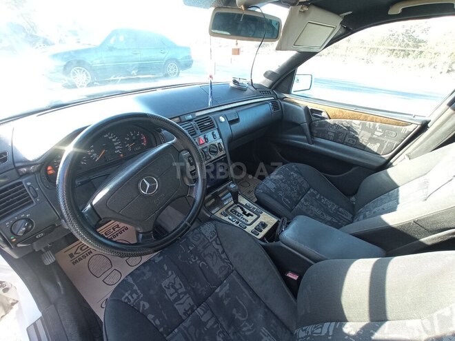 Mercedes E 220 1999, 500,000 km - 2.2 l - Bakı