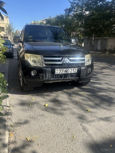 Mitsubishi Pajero 2006, 325,000 km - 3.0 л - Bakı