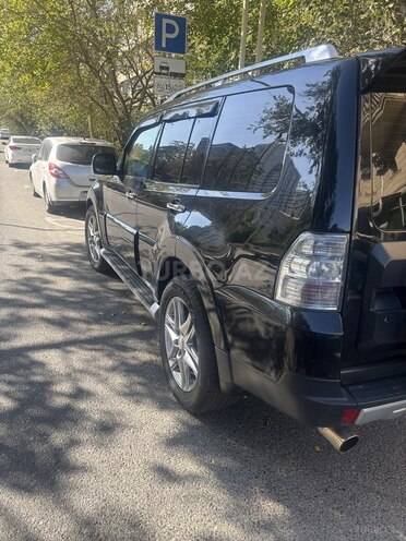 Mitsubishi Pajero 2006, 325,000 km - 3.0 л - Bakı