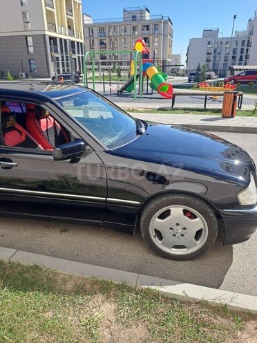 Mercedes C 230 1999, 535,912 km - 2.3 л - Sumqayıt