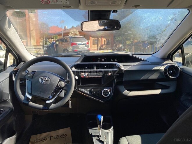 Toyota Aqua 2019, 86,248 km - 1.5 л - Gəncə