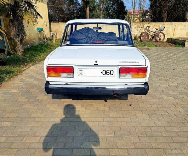 LADA (VAZ) 2107 2007, 71,000 km - 1.7 l - 