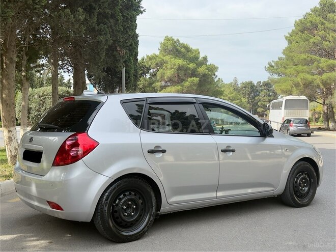 Kia Ceed 2007, 280,000 km - 1.4 л - Sumqayıt