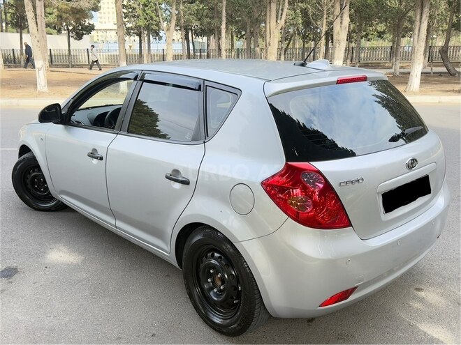 Kia Ceed 2007, 280,000 km - 1.4 л - Sumqayıt