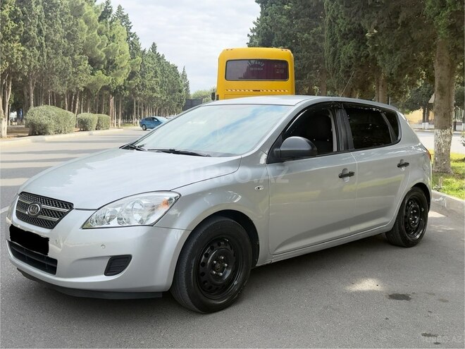 Kia Ceed 2007, 280,000 km - 1.4 л - Sumqayıt