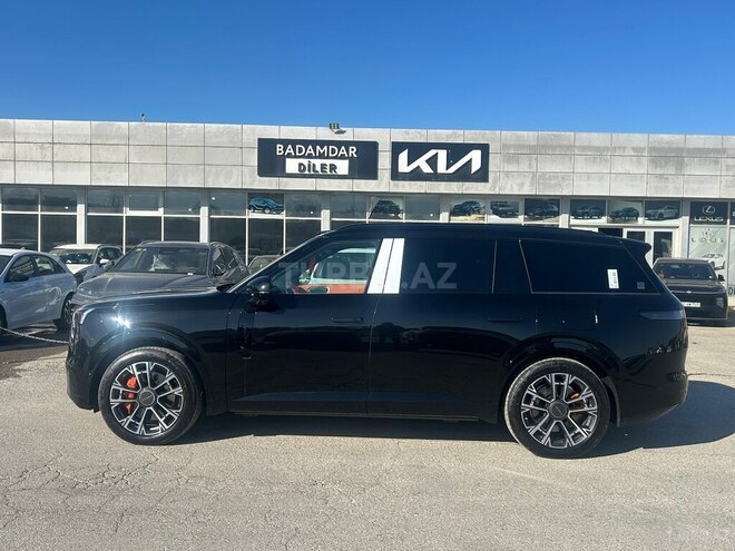 Lynk & Co 900-4