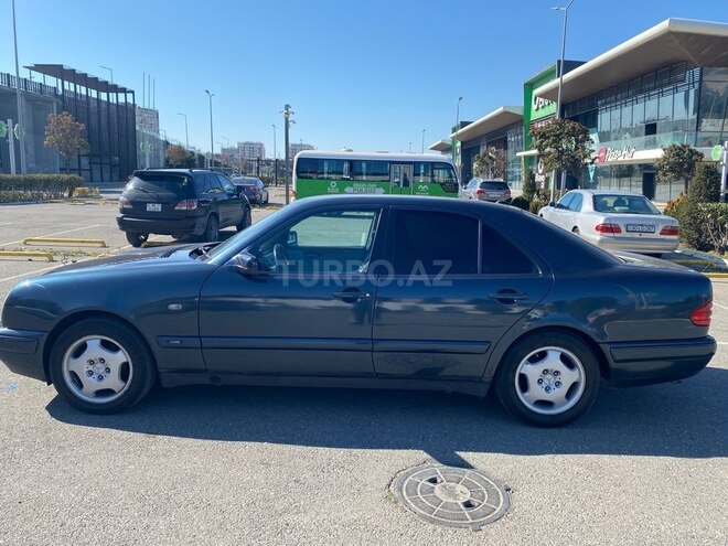 Mercedes E 240 1999, 451,146 km - 2.4 л - Bakı
