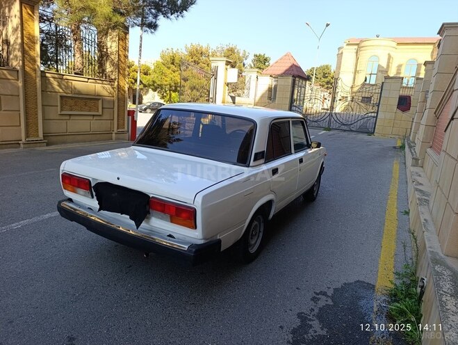 LADA (VAZ) 2107 2005, 256,000 km - 1.6 l - Bakı