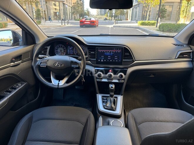 Hyundai Elantra 2019, 100,000 km - 1.6 л - Bakı