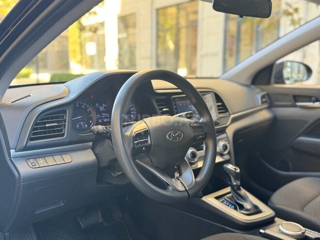 Hyundai Elantra 2019, 100,000 km - 1.6 л - Bakı