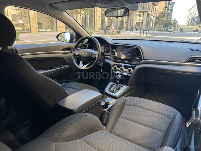 Hyundai Elantra 2019, 100,000 km - 1.6 л - Bakı