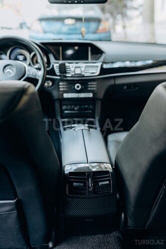 Mercedes E 220 2015, 220,000 km - 2.1 l - Bakı