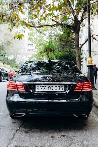 Mercedes E 220 2015, 220,000 km - 2.1 l - Bakı