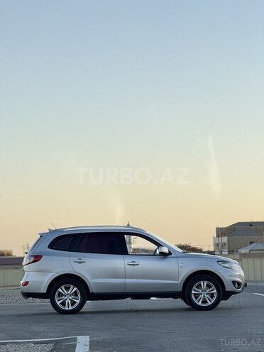 Hyundai Santa Fe 2009, 237,500 km - 2.0 l - Bakı