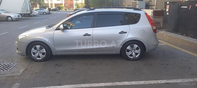 Hyundai i30 2009, 275,000 km - 1.4 l - Bakı