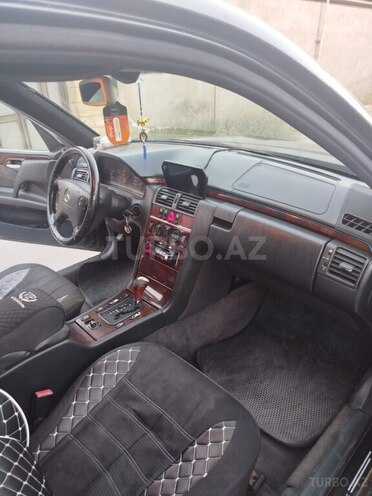 Mercedes E 200 1997, 577,000 km - 2.0 l - Bakı