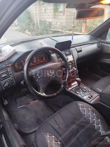 Mercedes E 200 1997, 577,000 km - 2.0 l - Bakı