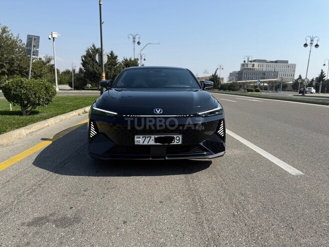 Changan  2024, 25,000 km - 1.5 l - Bakı