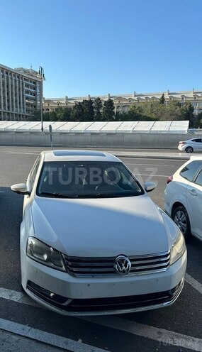 Volkswagen Passat 2011, 205,000 km - 2.5 l - Bakı