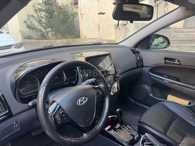 Hyundai i30 2009, 252,000 km - 1.6 l - Bakı