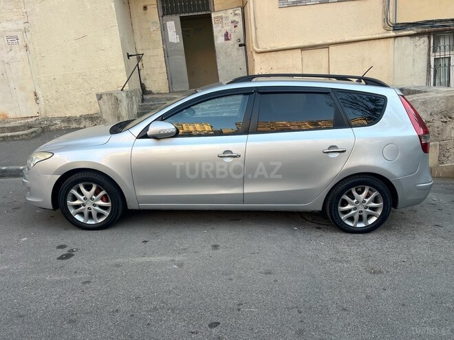 Hyundai i30 2009, 252,000 km - 1.6 l - Bakı