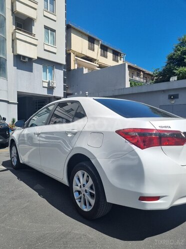 Toyota Corolla 2013, 199,700 km - 1.6 l - Bakı