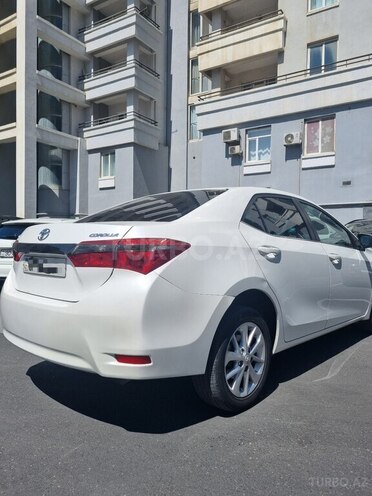 Toyota Corolla 2013, 199,700 km - 1.6 l - Bakı