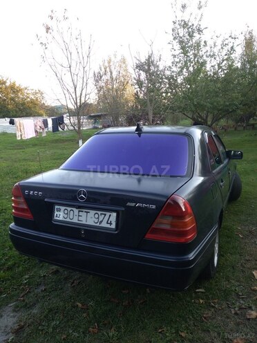 Mercedes C 180 1996, 318,387 km - 1.8 л - Qəbələ