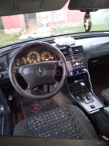 Mercedes C 180 1996, 318,387 km - 1.8 л - Qəbələ