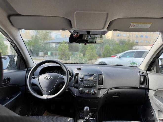 Hyundai i30 2010, 250,000 km - 1.4 л - Bakı