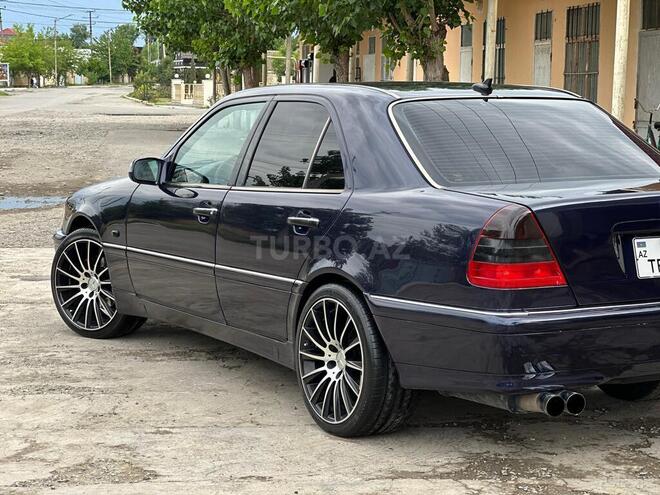 Mercedes C 240 1998, 417,000 km - 2.4 l - Beyləqan