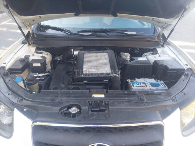 Hyundai Santa Fe 2009, 295,630 km - 2.2 l - Mingəçevir