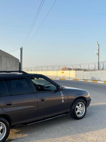 Opel Astra 1995, 439,000 km - 1.6 l - Sumqayıt