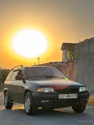 Opel Astra 1995, 439,000 km - 1.6 l - Sumqayıt