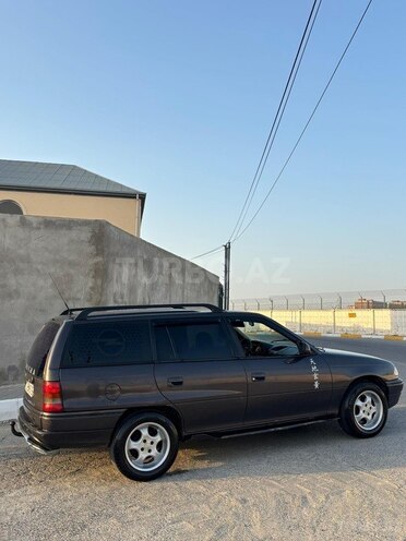 Opel Astra 1995, 439,000 km - 1.6 l - Sumqayıt