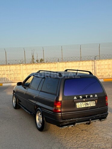 Opel Astra 1995, 439,000 km - 1.6 l - Sumqayıt