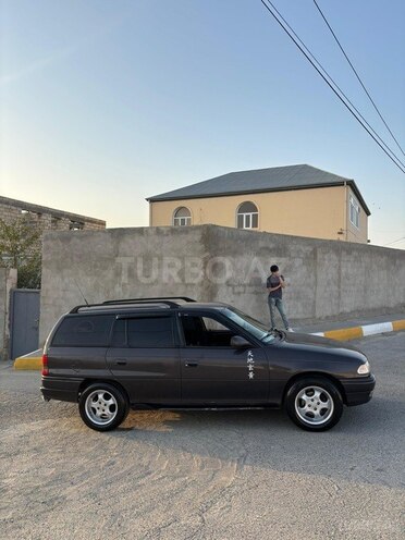 Opel Astra 1995, 439,000 km - 1.6 l - Sumqayıt